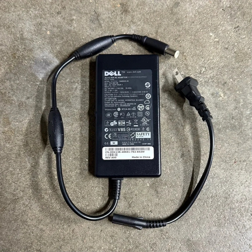 Dell Auto-Air AC Adapter DA65NS3-00 PA-12 Slim 65W Charger